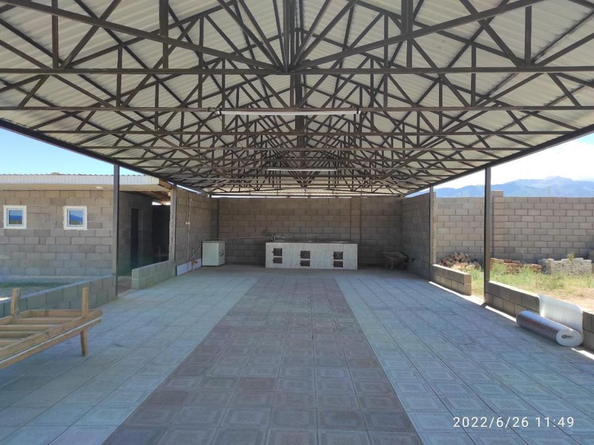 Guest House And Yurt Camp "Ailuu" Tong Exterior foto
