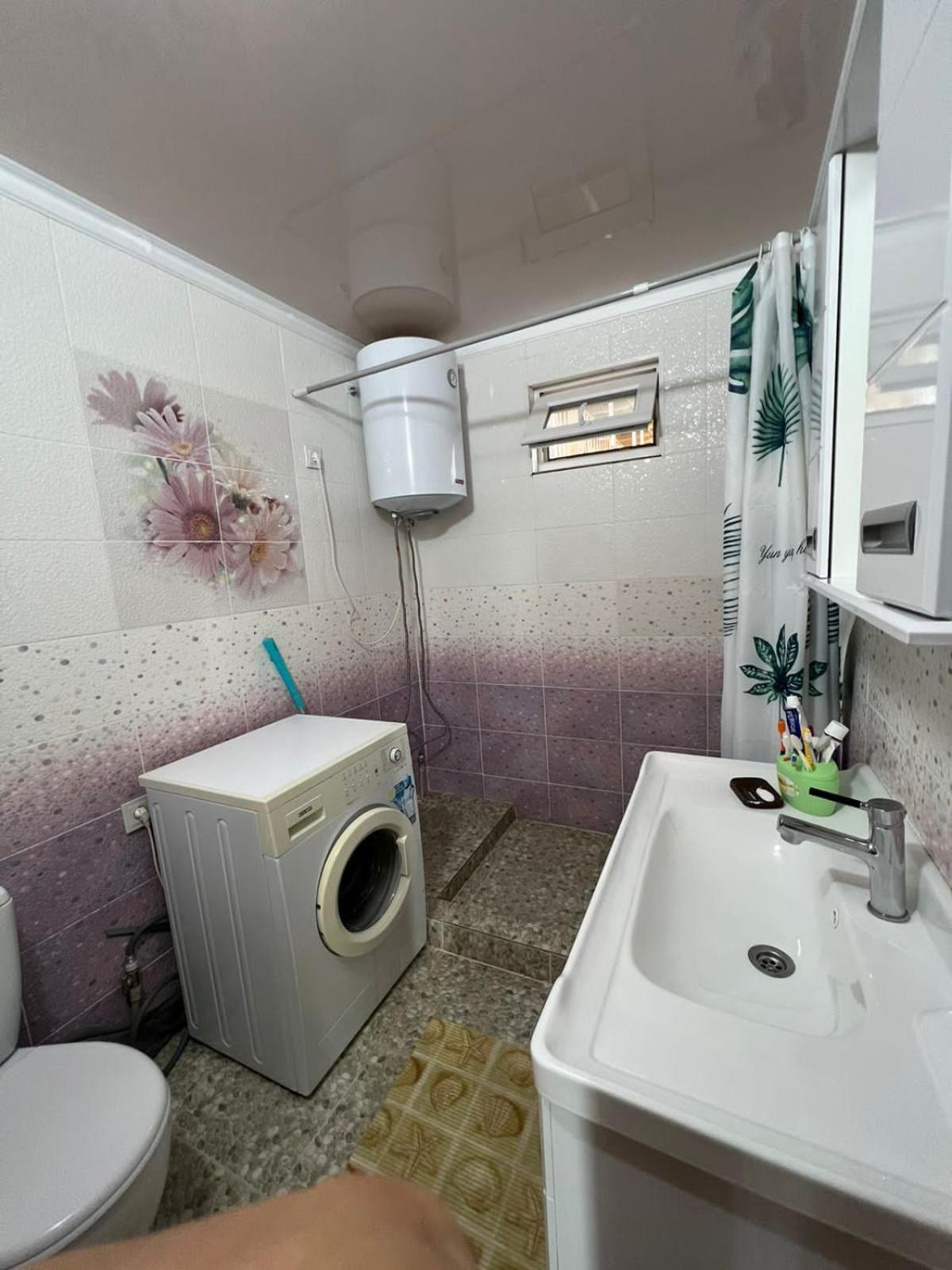 Guest House And Yurt Camp "Ailuu" Tong Quarto foto